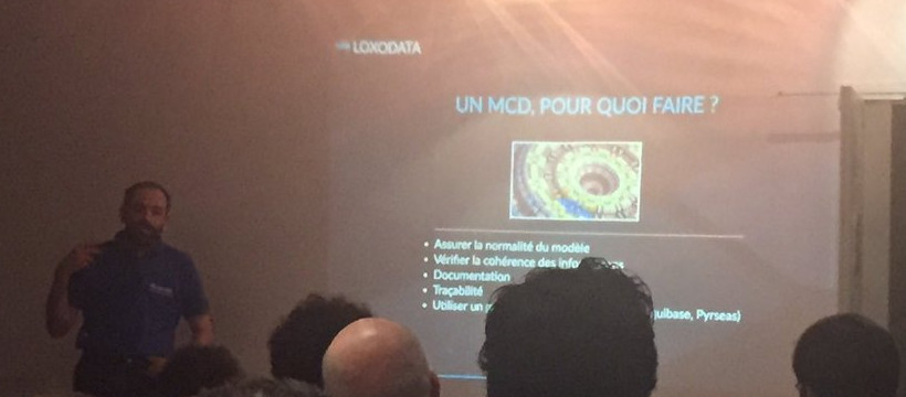 Stéphane Schildknecht au Meetup PostgreSQL Paris (Photo de Florence Fleuret)